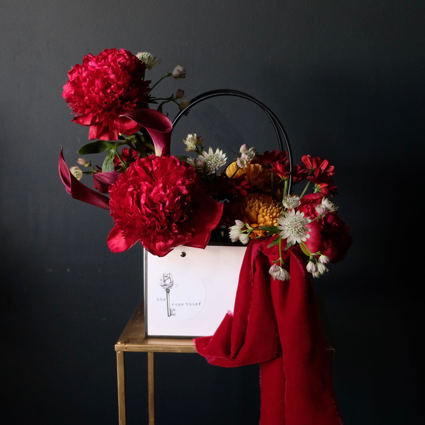 Christmas Seasonal Arrangement